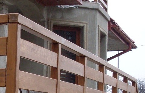 balustrady balkonowe sosnowe