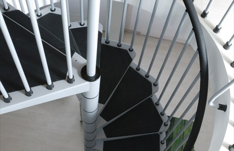 schody spiralne metalowe