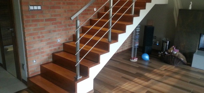 Balustrady nierdzewne